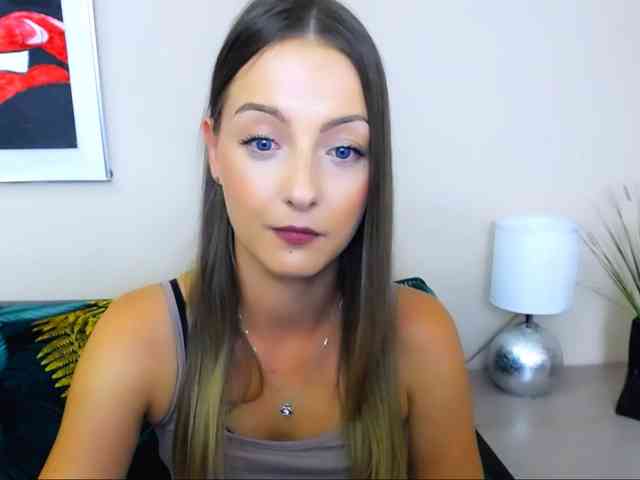NatalieKiss webcam