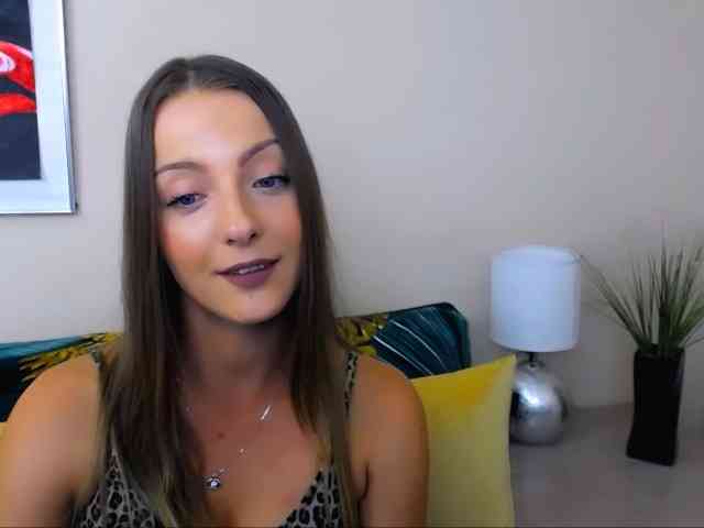 NatalieKiss webcam