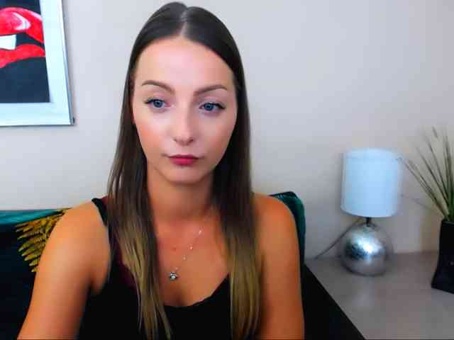 NatalieKiss webcam