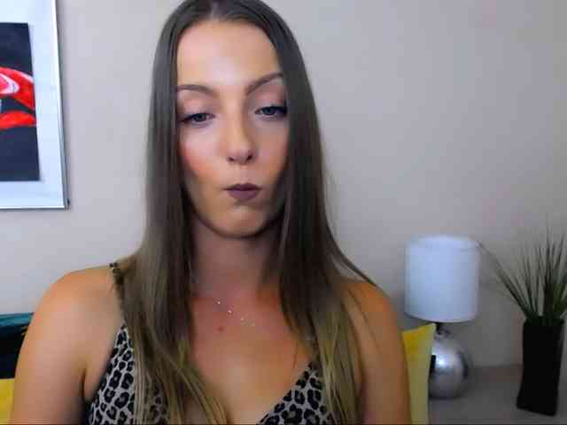 NatalieKiss webcam