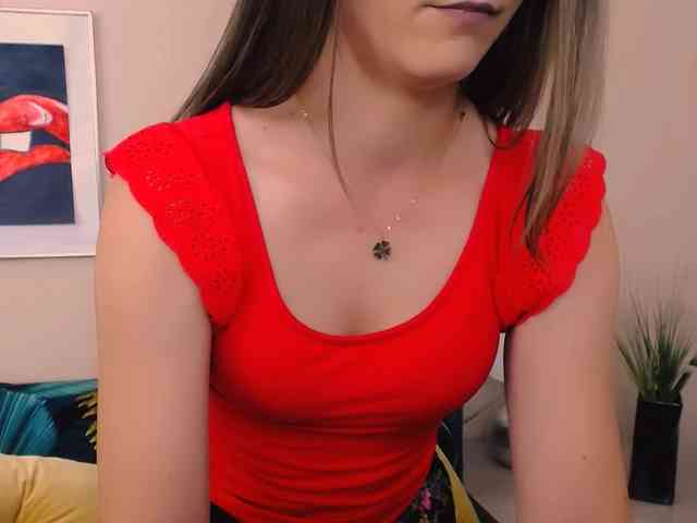 NatalieKiss webcam