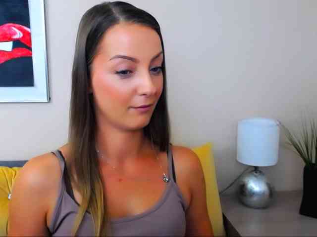 NatalieKiss webcam