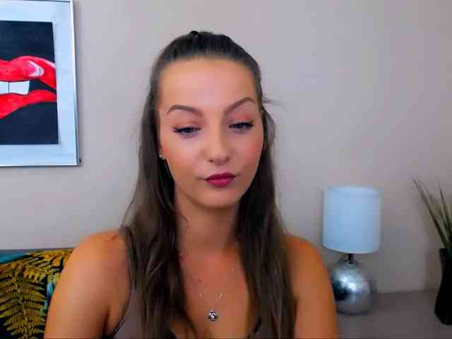 NatalieKiss webcam