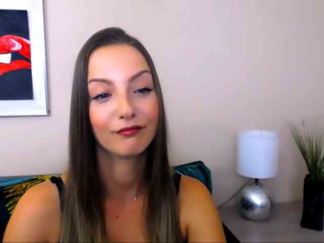 NatalieKiss webcam