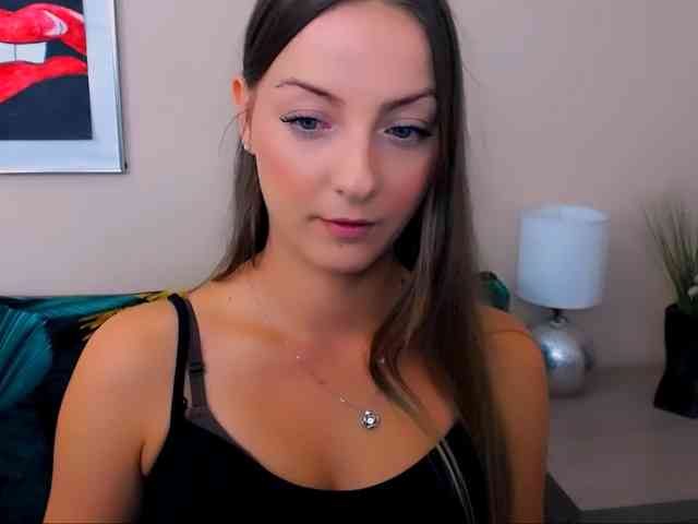 NatalieKiss webcam