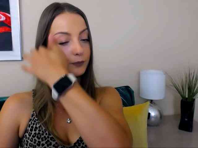NatalieKiss webcam