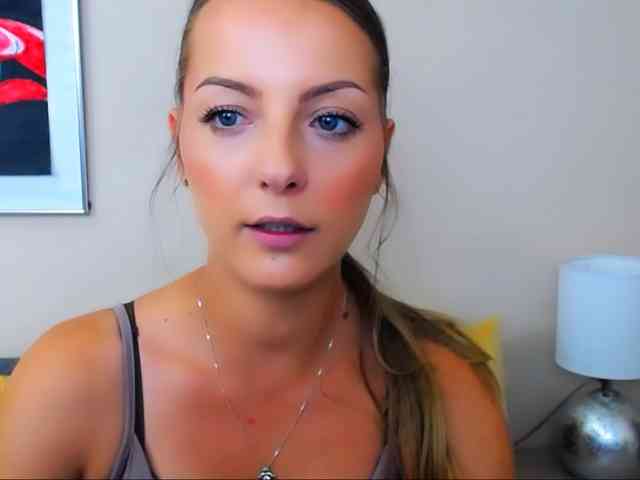 NatalieKiss webcam