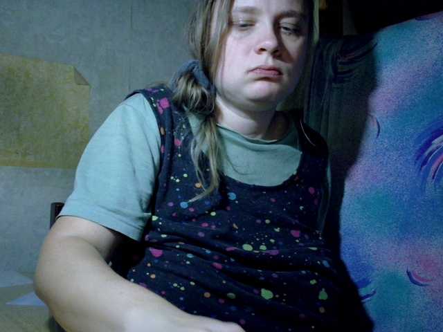 Frummi — live female cam