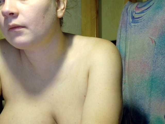 go to chat with Frummi