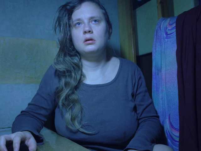 esterjohns live cam on BongaCams