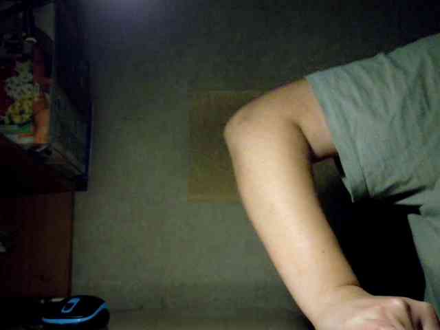 Model: Frummi
