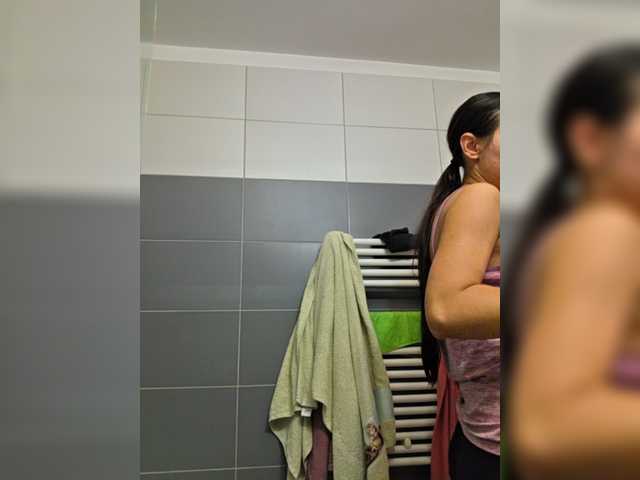 KateLove23 live cam on BongaCams