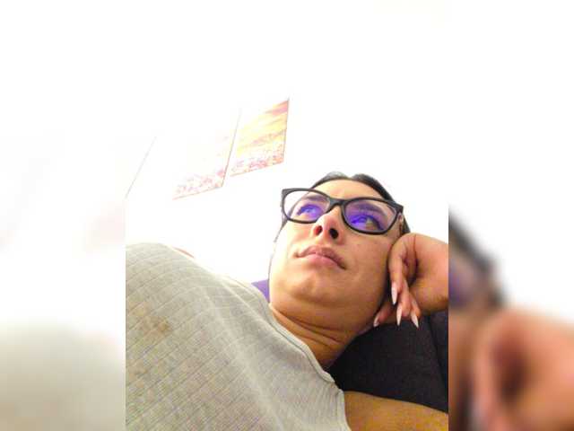KateLove23 live cam on BongaCams