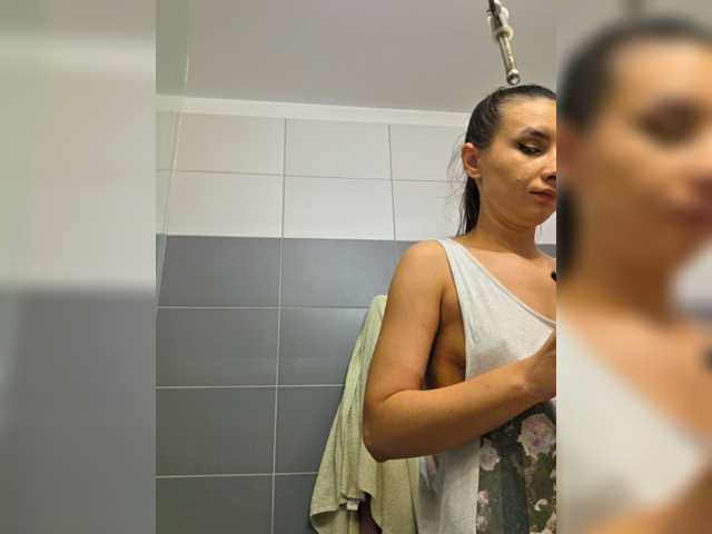 KateLove23 live cam on BongaCams