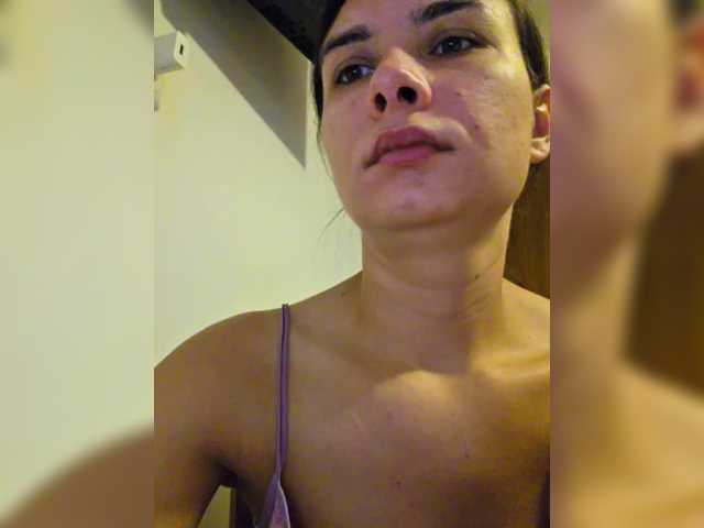 KateLove23 live cam on BongaCams