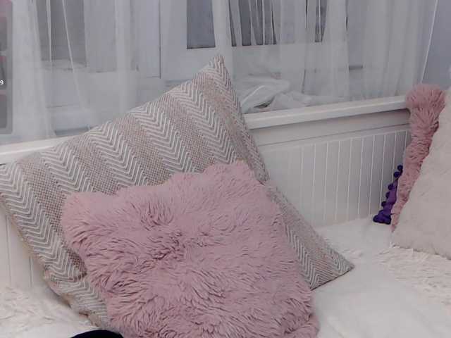 KateLove23 live cam on BongaCams