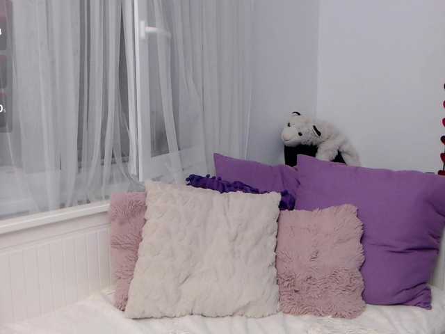 KateLove23 live webcam show
