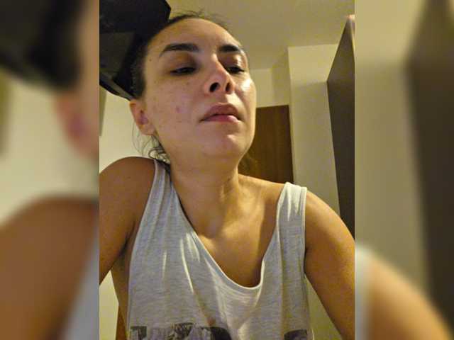 KateLove23 live cam on BongaCams