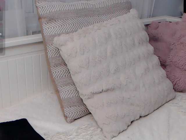 KateLove23 live cam on BongaCams