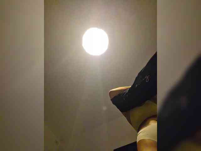 KateLove23 webcam