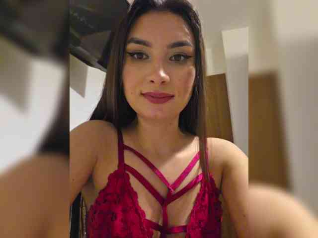 KateLove23 webcam