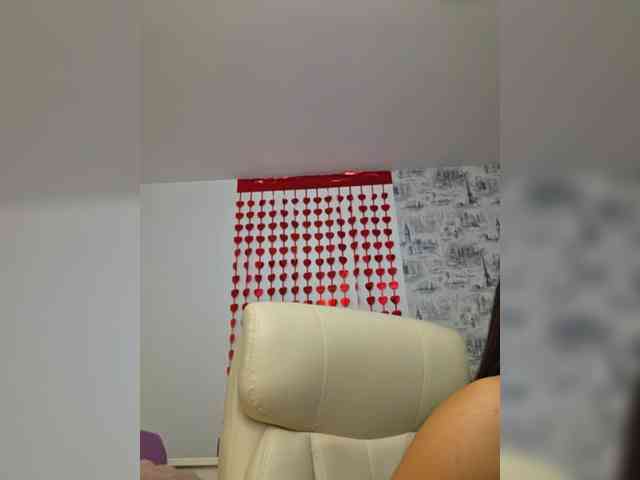 KateLove23 webcam