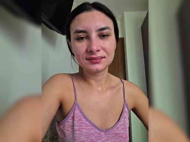 KateLove23 webcam