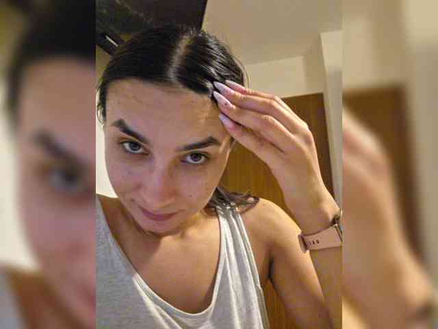 KateLove23 webcam