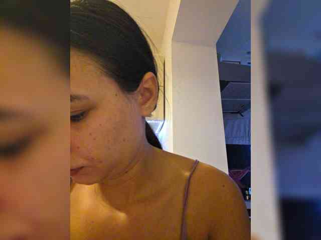 KateLove23 webcam