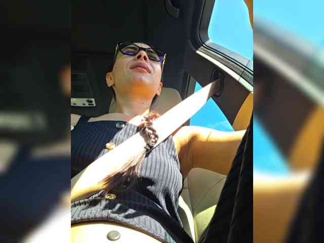 KateLove23 webcam