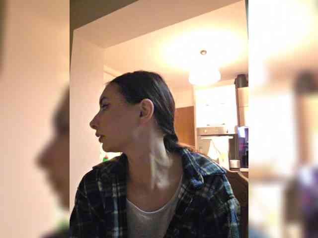 KateLove23 webcam