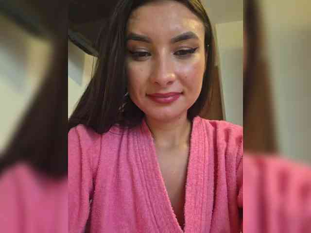 KateLove23 webcam