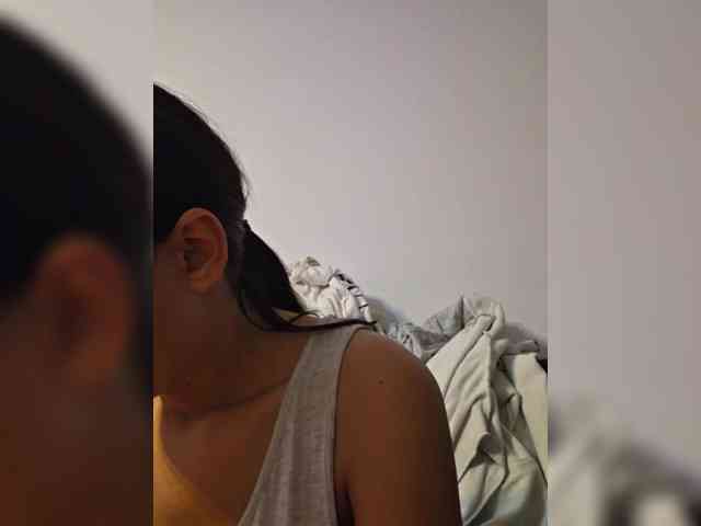 KateLove23 webcam
