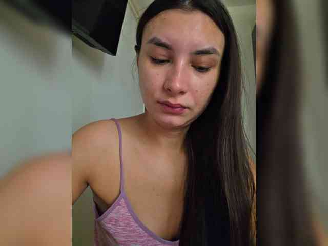 KateLove23 Live Webcam on BongaCams