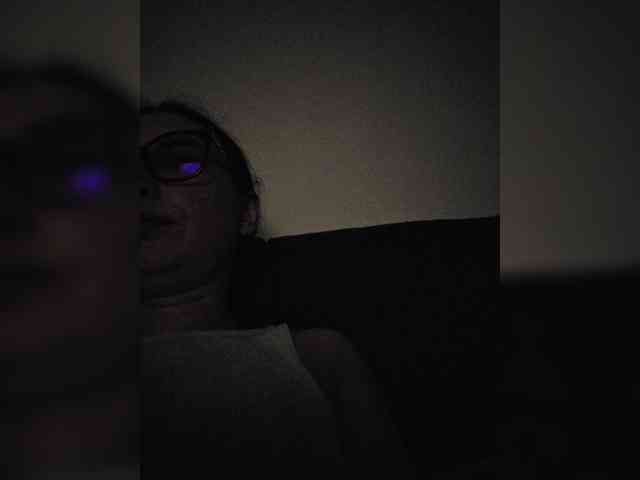 KateLove23 webcam