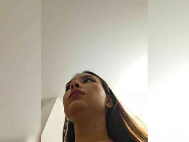 KateLove23 webcam