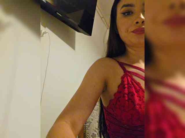 KateLove23 webcam