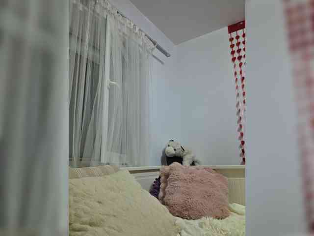 KateLove23 webcam