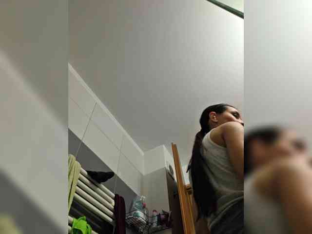 KateLove23 webcam