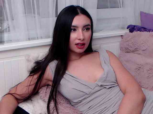 KateLove23 webcam