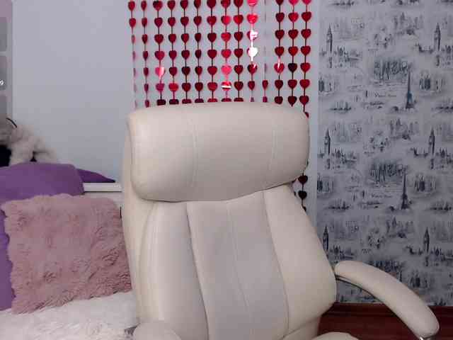 KateLove23 webcam