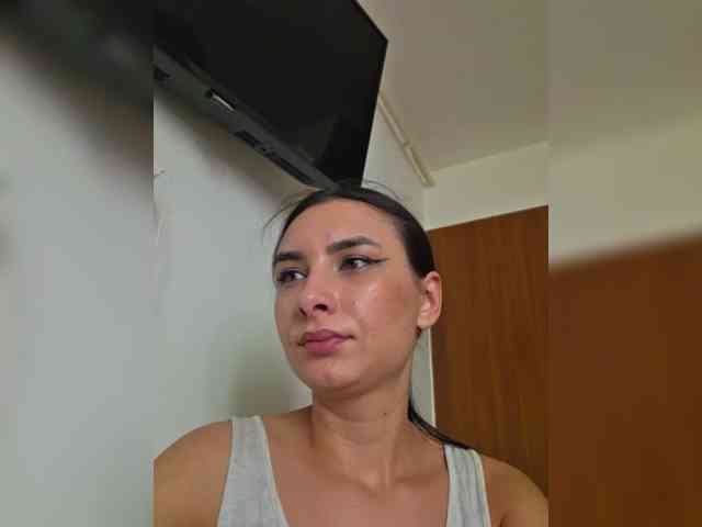 KateLove23 webcam
