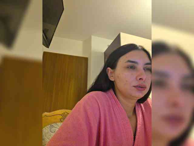 KateLove23 webcam