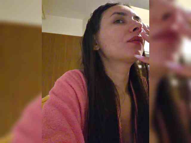 KateLove23 webcam