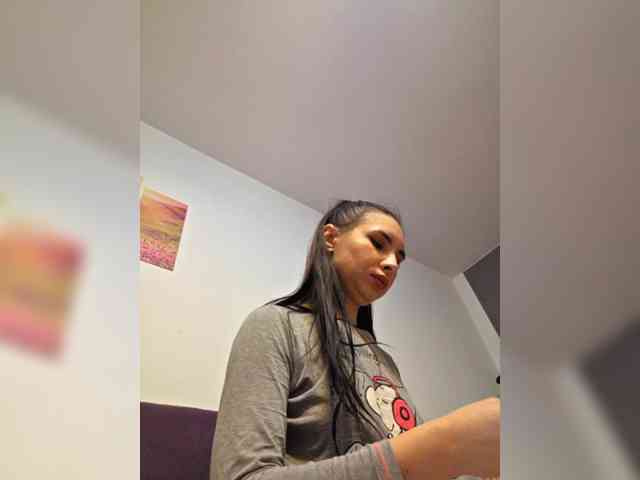 KateLove23 webcam
