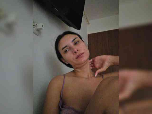 KateLove23 webcam