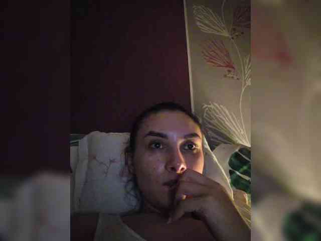 KateLove23 webcam