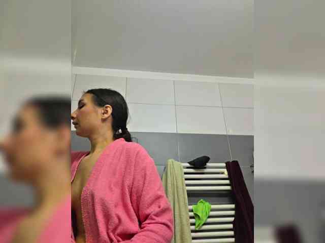 KateLove23 webcam