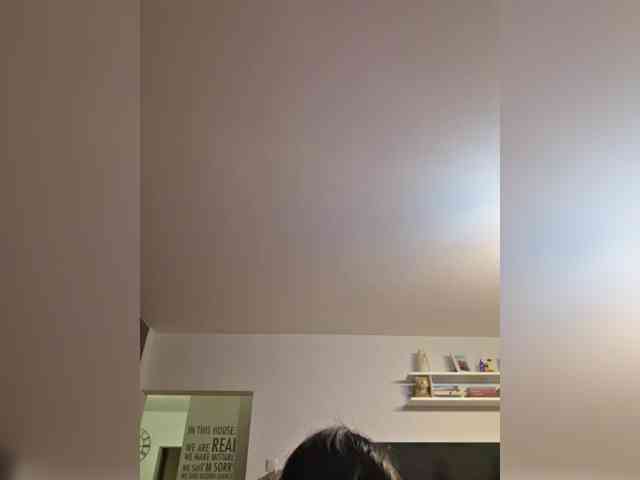 KateLove23 webcam