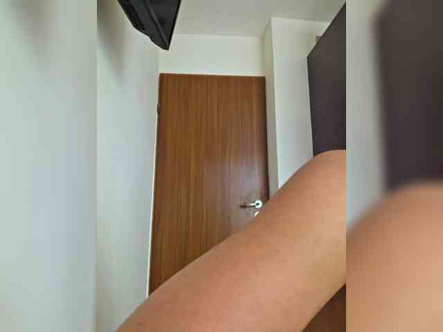 KateLove23 webcam